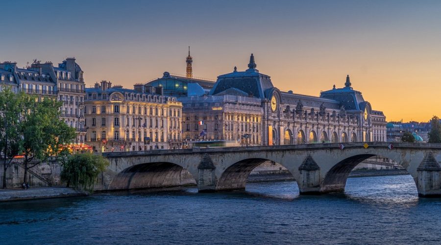 Faire créer des bureaux dans un immeuble haussmannien : les atouts de l'architecte spécialisé