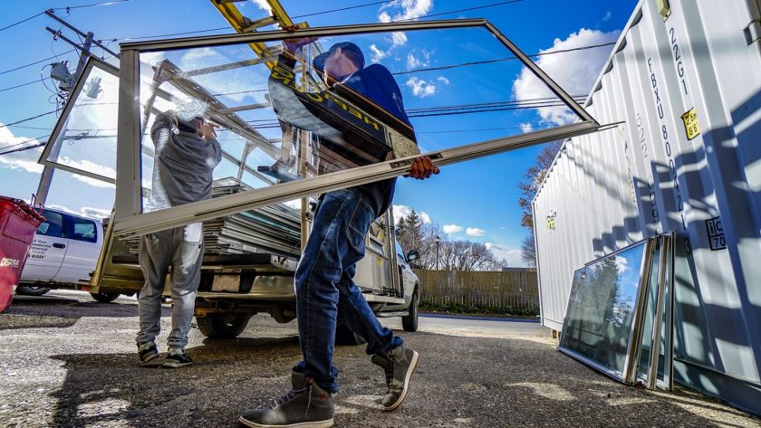 Pour une construction de maison réussie, choisissez des spécialistes de la menuiserie !