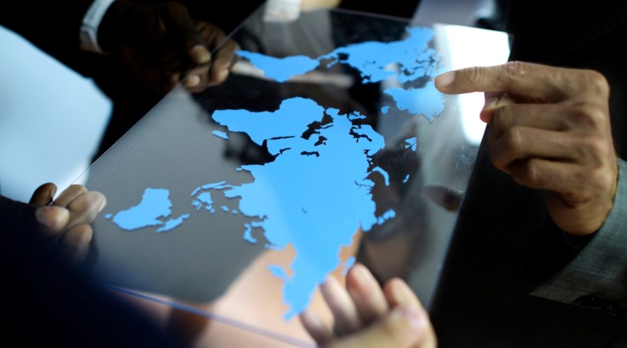 Commerce international : comment booster votre employabilité grâce à vos études ?