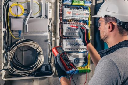 Électricien dans les Yvelines : un métier essentiel au quotidien...