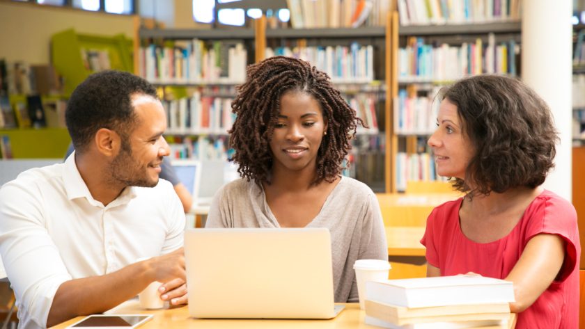 Agence de communication éducation : accompagner la visibilité et l’impact des établissements scolaires
