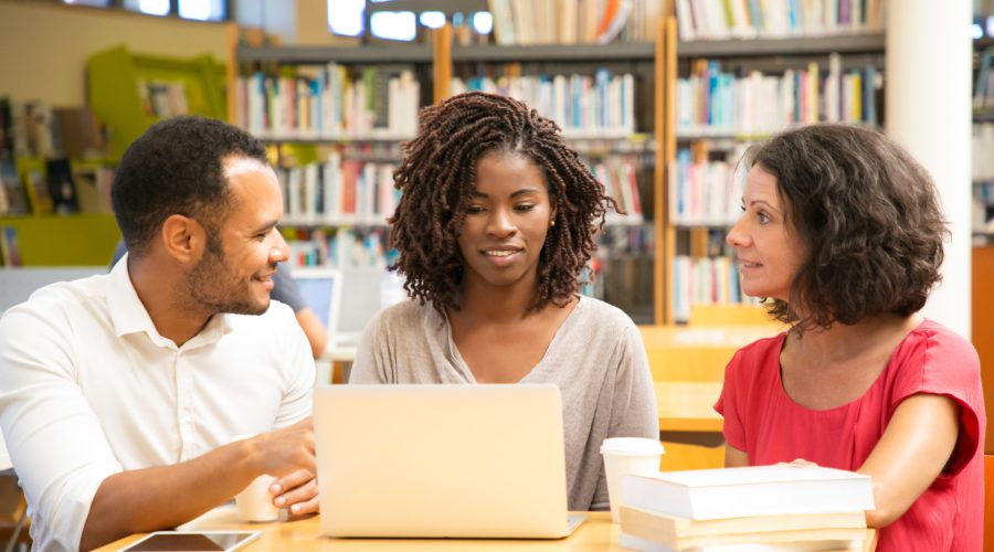 Agence de communication éducation : accompagner la visibilité et l’impact des établissements scolaires