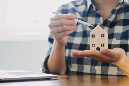 Propriétaire ou locataire d'une résidence secondaire : quelles obligations d'assurance ?